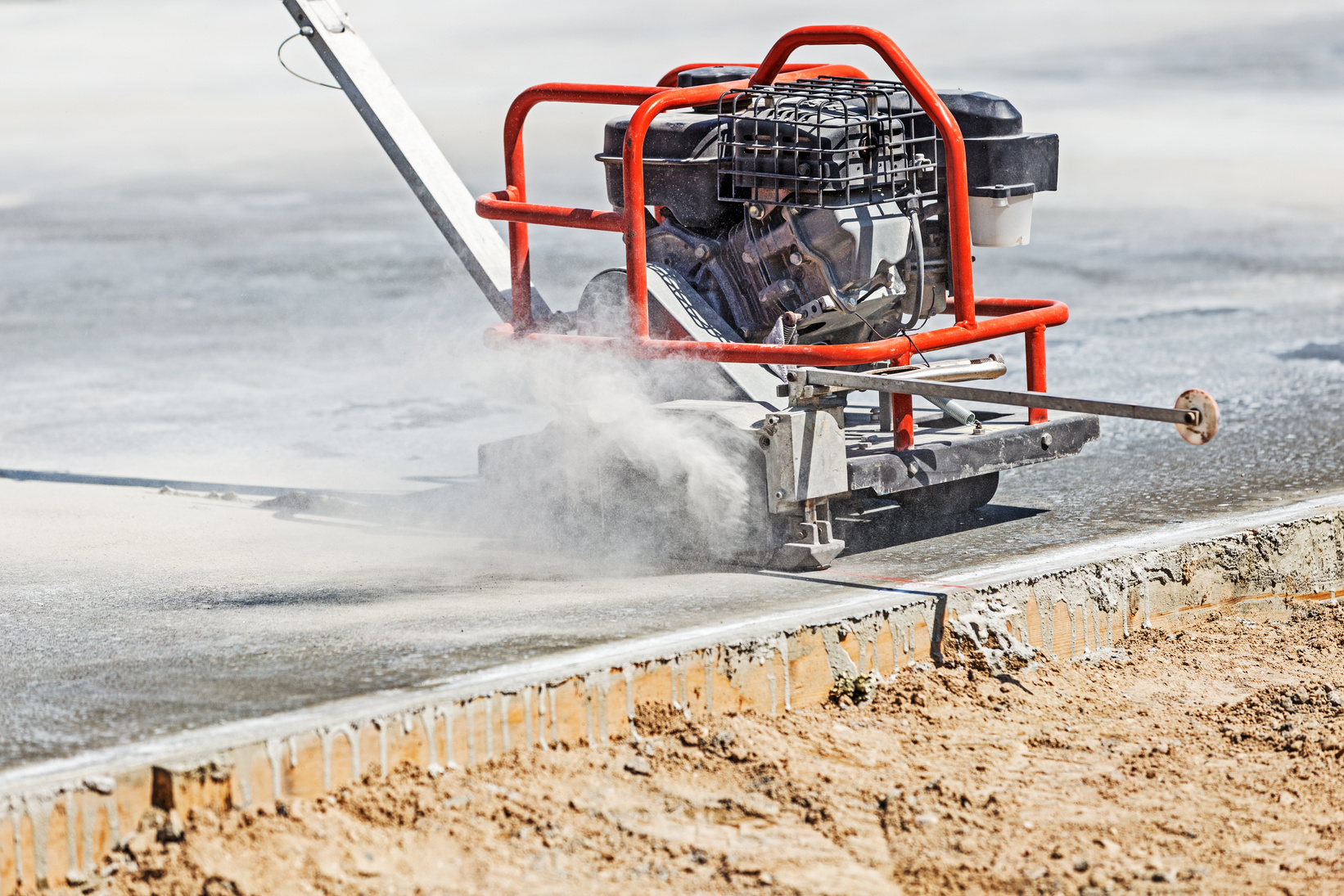 Scie à béton - Traits de scie